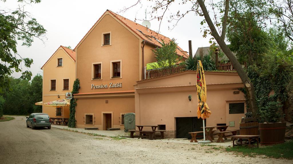 Penzion Zatisi Mikulov Exterior foto